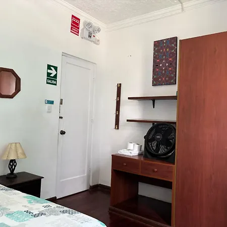 La Casona Azul Bed & Breakfast Lima Exterior photo